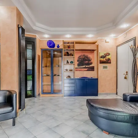 Apartment Herons Bright Close Metro Station Rome